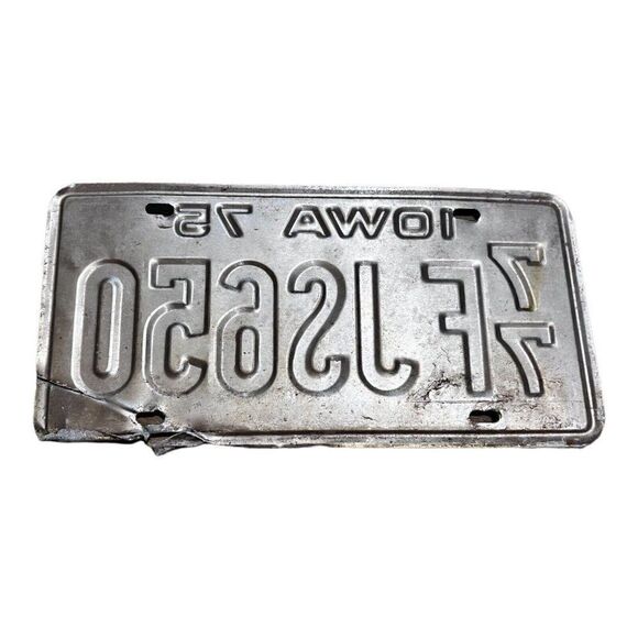 Vintage 1975 Iowa Collectible License Plate Original Tag White # 77 FJS650 - Picture 2 of 3